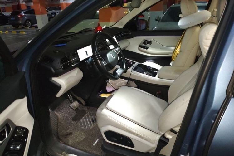 Used Nio ES8 2018 355 km Base Version 7-Seater Edition Driver Seat