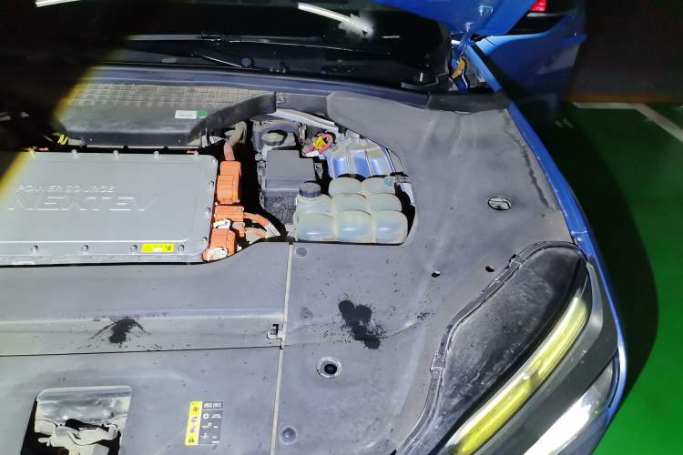 Used Nio ES8 2018 Founder Edition Engine Bay Left