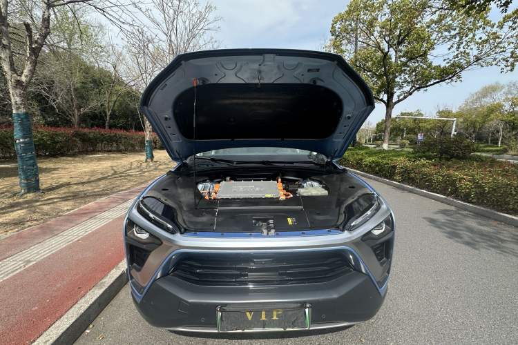 Used Nio ES8 2018 355 km Base Version 7-Seater Edition Engine Bay