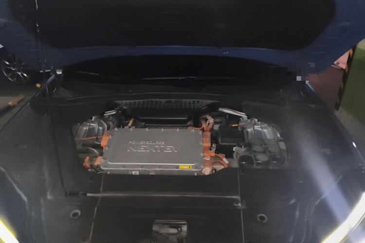 Used Nio ES8 2018 355 km Base Version 7-Seater Edition Engine Bay