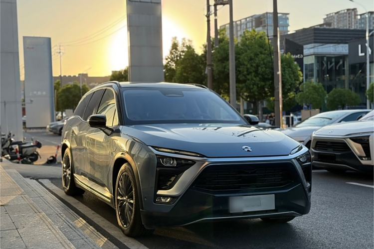 Used Nio ES8 2018 355 km Base Version 7-Seater Edition Exterior 2