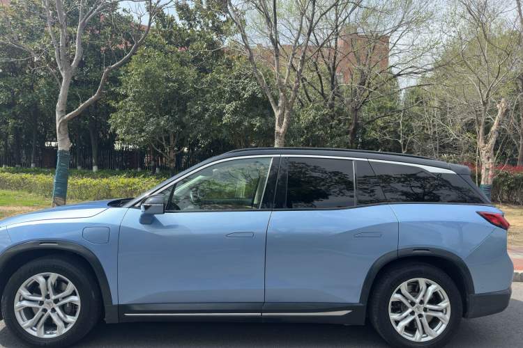 Used Nio ES8 2018 355 km Base Version 7-Seater Edition Exterior 4