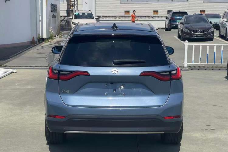 Used Nio ES8 2018 355 km Base Version 6-Seater Edition Exterior 5