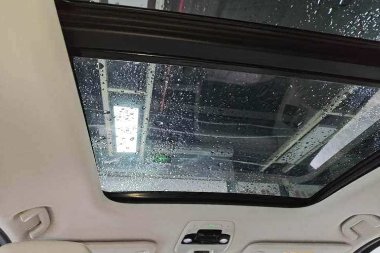 Used Nio ES8 2018 Founder Edition Headliner