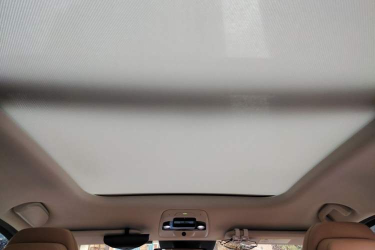 Used Nio ES8 2018 Founder Edition Headliner