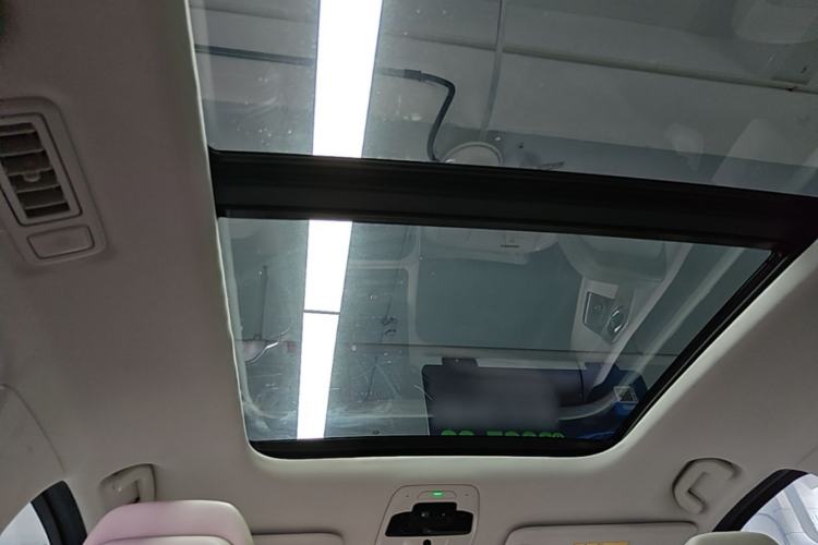 Used Nio ES8 2018 355 km Base Version 7-Seater Edition Headliner