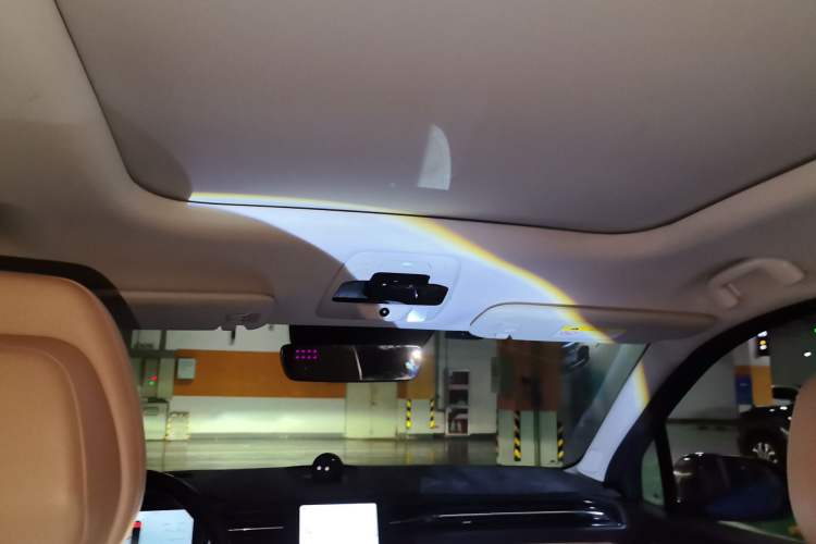 Used Nio ES8 2018 Founder Edition Headliner