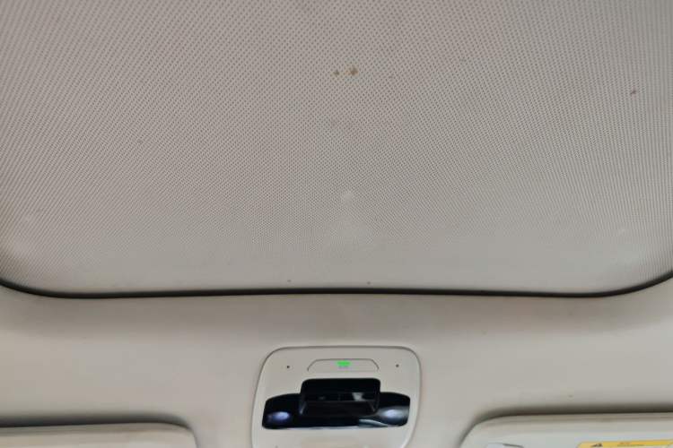 Used Nio ES8 2018 Founder Edition Headliner