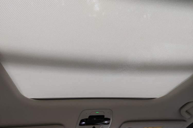 Used Nio ES8 2018 355 km Base Version 7-Seater Edition Headliner