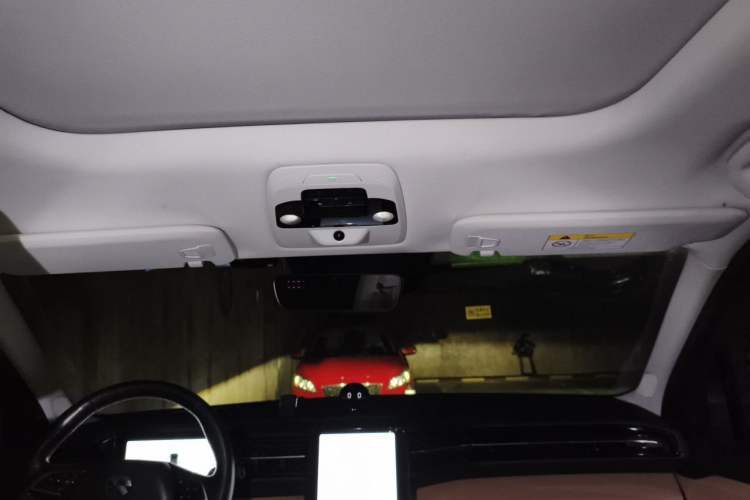 Used Nio ES8 2018 Founder Edition Headliner