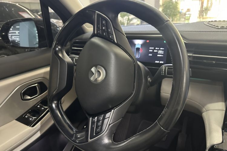 Used Nio ES8 2018 Founder Edition Interior 1