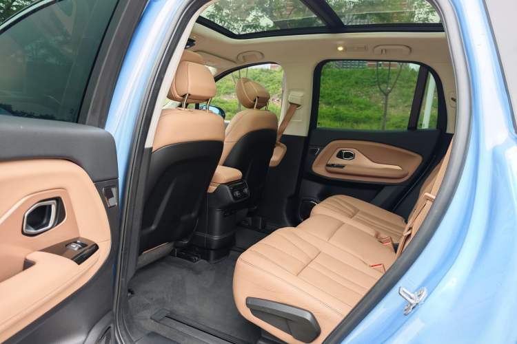 Used Nio ES8 2018 355 km Base Version 7-Seater Edition Interior 4
