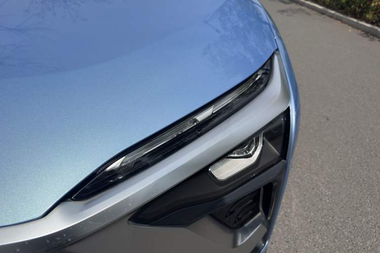 Used Nio ES8 2018 355 km Base Version 7-Seater Edition Left Front Headlight