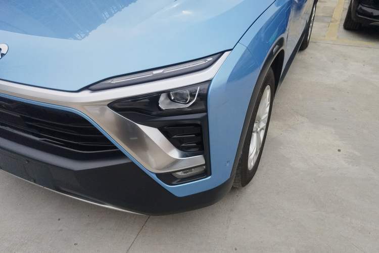 Used Nio ES8 2018 355 km Base Version 7-Seater Edition Left Front Headlight