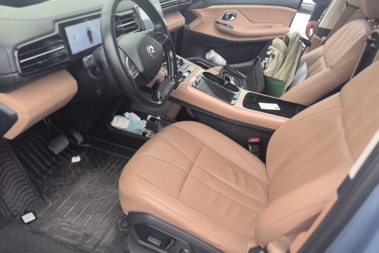 Used Nio ES8 2018 355 km Base Version 6-Seater Edition Left Front Seat