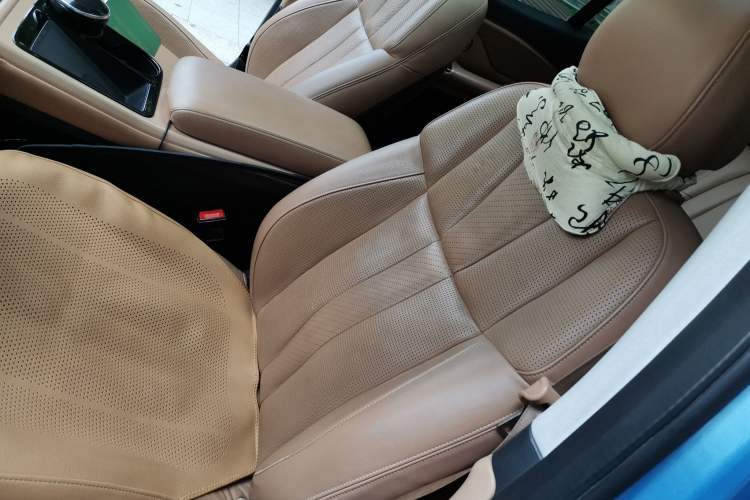 Used Nio ES8 2018 355 km Base Version 7-Seater Edition Left Front Seat