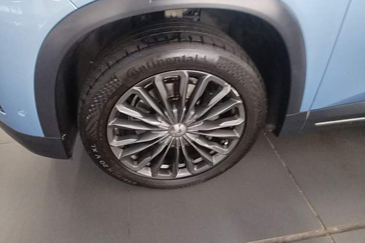 Used Nio ES8 2018 355 km Base Version 6-Seater Edition Left Front Wheel Hub