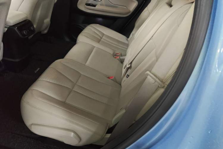 Used Nio ES8 2018 Founder Edition Left Rear Seat