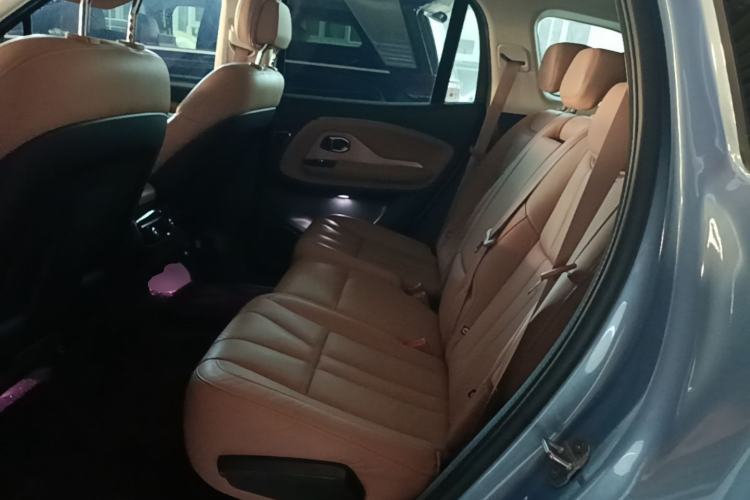 Used Nio ES8 2018 355 km Base Version 7-Seater Edition Left Rear Seat