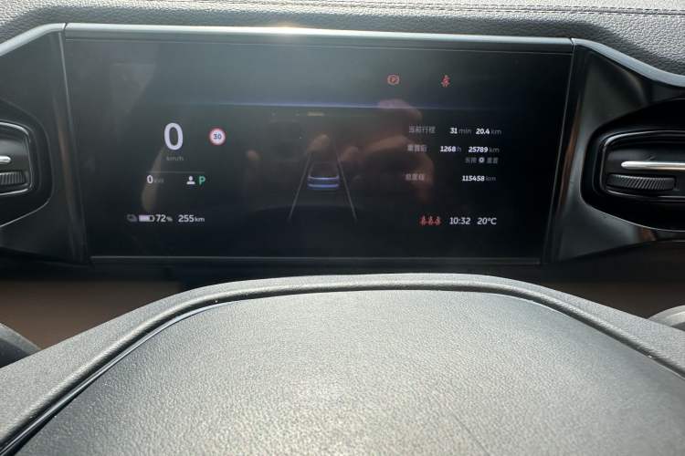 Used Nio ES8 2018 355 km Base Version 7-Seater Edition Odometer Close Up