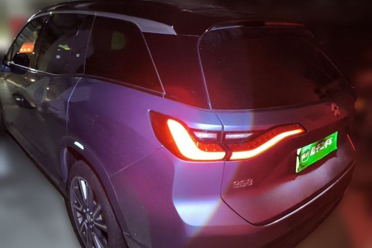 Used Nio ES8 2018 355 km Base Version 6-Seater Edition Rear Left 45 Deg