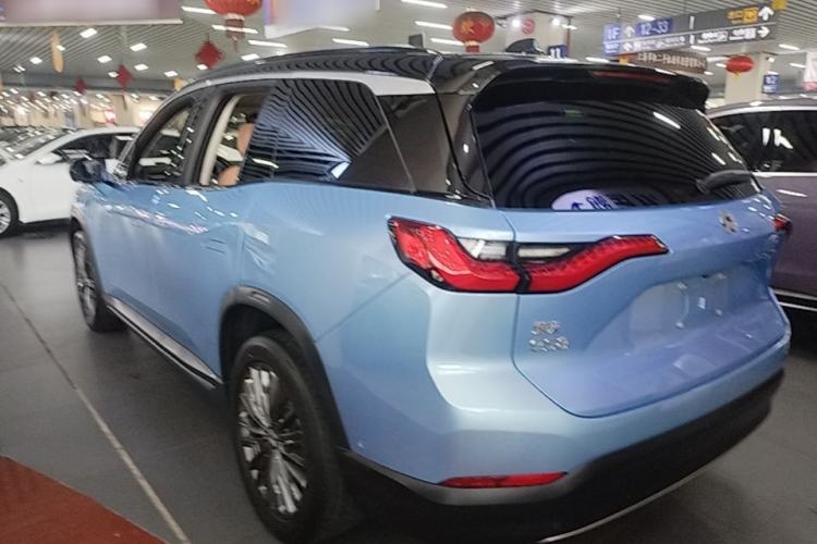 Used Nio ES8 2018 355 km Base Version 6-Seater Edition Rear Left 45 Deg