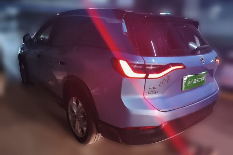 Used Nio ES8 2018 355 km Base Version 7-Seater Edition Rear Left 45 Deg