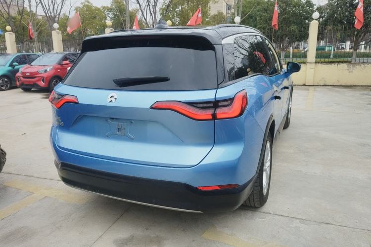 Used Nio ES8 2018 355 km Base Version 7-Seater Edition Rear Right 45 Deg