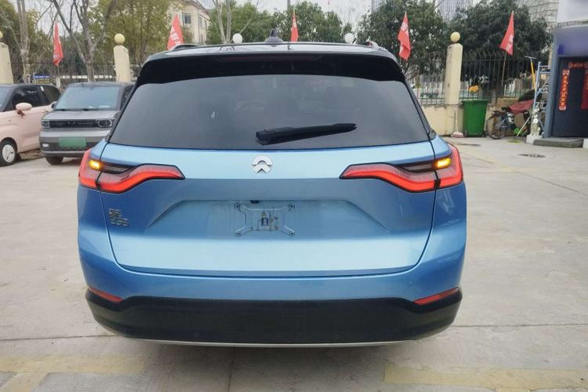 Used Nio ES8 2018 355 km Base Version 7-Seater Edition Rear