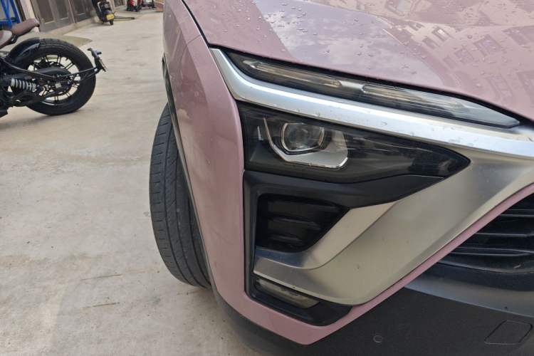 Used Nio ES8 2018 Founder Edition Right Front Headlight