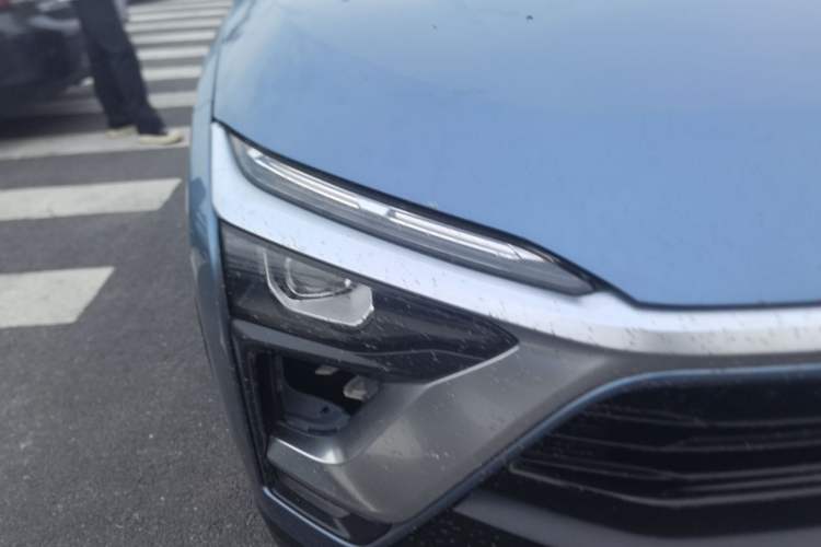 Used Nio ES8 2018 355 km Base Version 6-Seater Edition Right Front Headlight
