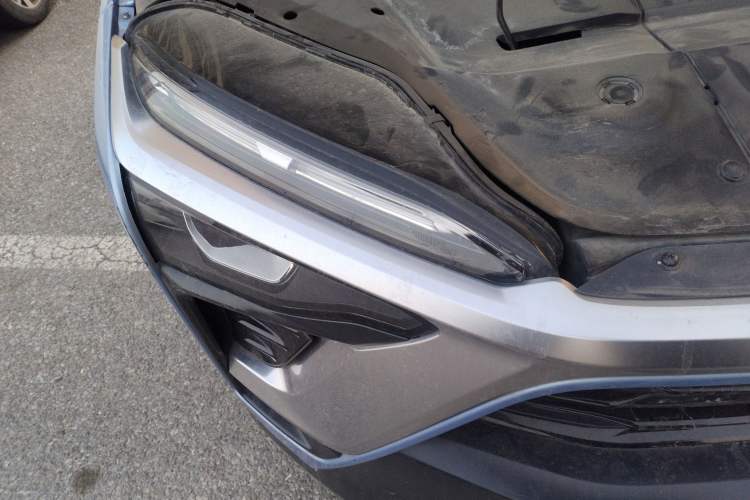 Used Nio ES8 2018 Founder Edition Right Front Headlight