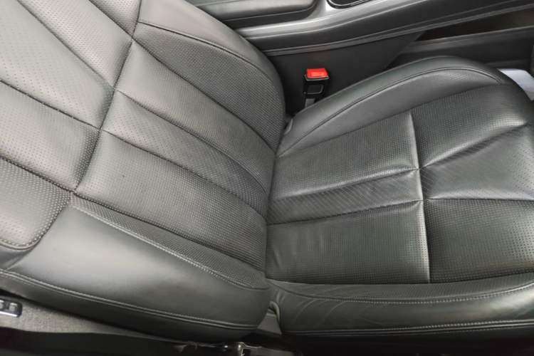 Used Nio ES8 2018 Founder Edition Right Front Seat