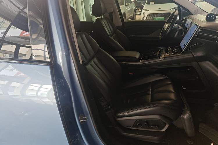 Used Nio ES8 2018 Founder Edition Right Front Seat