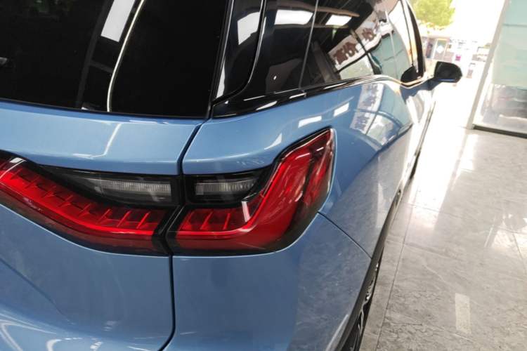 Used Nio ES8 2018 Founder Edition Right Rear Taillight