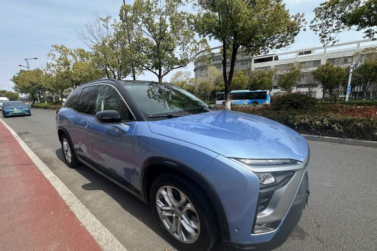 Used Nio ES8 2018 355 km Base Version 7-Seater Edition Roof