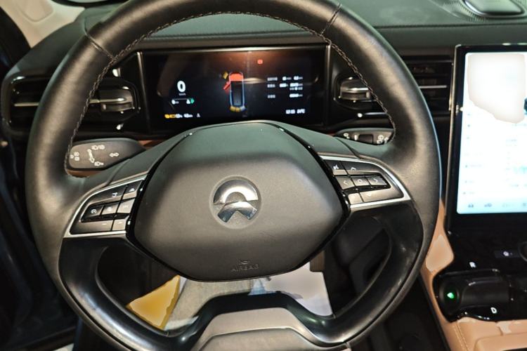 Used Nio ES8 2018 355 km Base Version 7-Seater Edition Steering Wheel