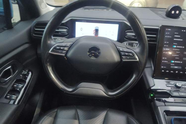 Used Nio ES8 2018 355 km Base Version 7-Seater Edition Steering Wheel