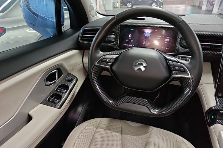 Used Nio ES8 2018 355 km Base Version 7-Seater Edition Steering Wheel