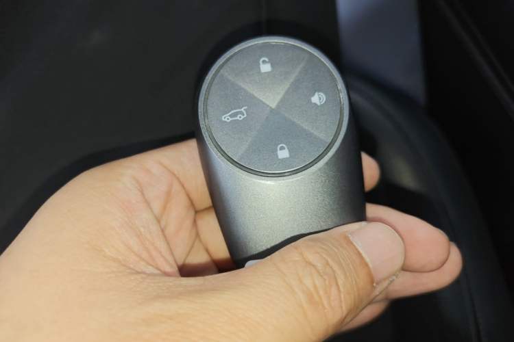 Used Nio ES8 2018 Founder Edition Vehicle Key