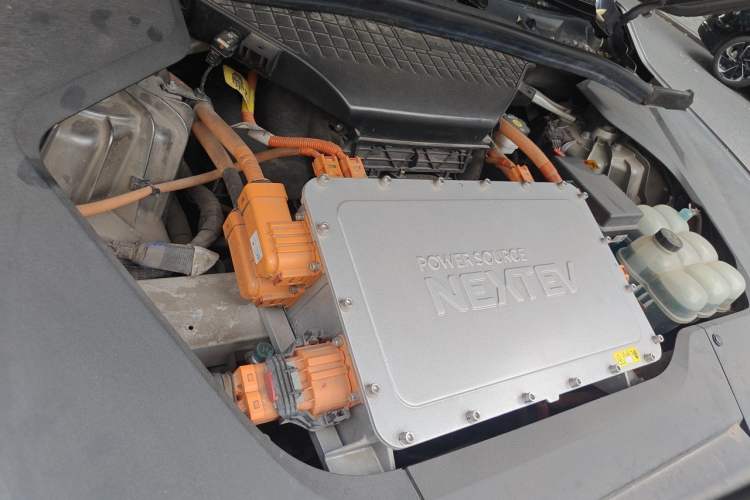 Used Nio ES8 2018 355 km Base Version 7-Seater Edition Engine Bay Right