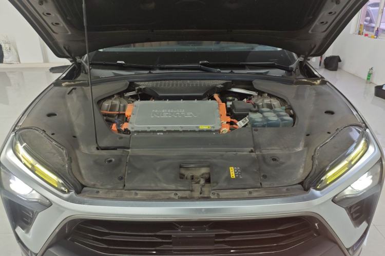 Used Nio ES8 2018 Founder Edition Engine Bay