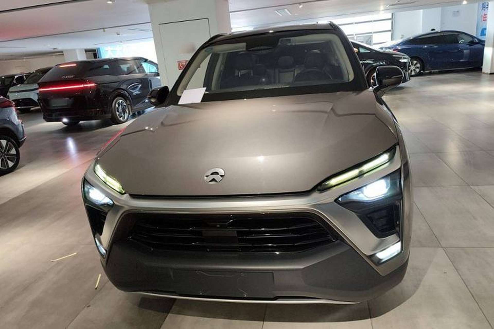 Used Nio ES8 2018 355 km Base Version 7-Seater Edition Exterior 1