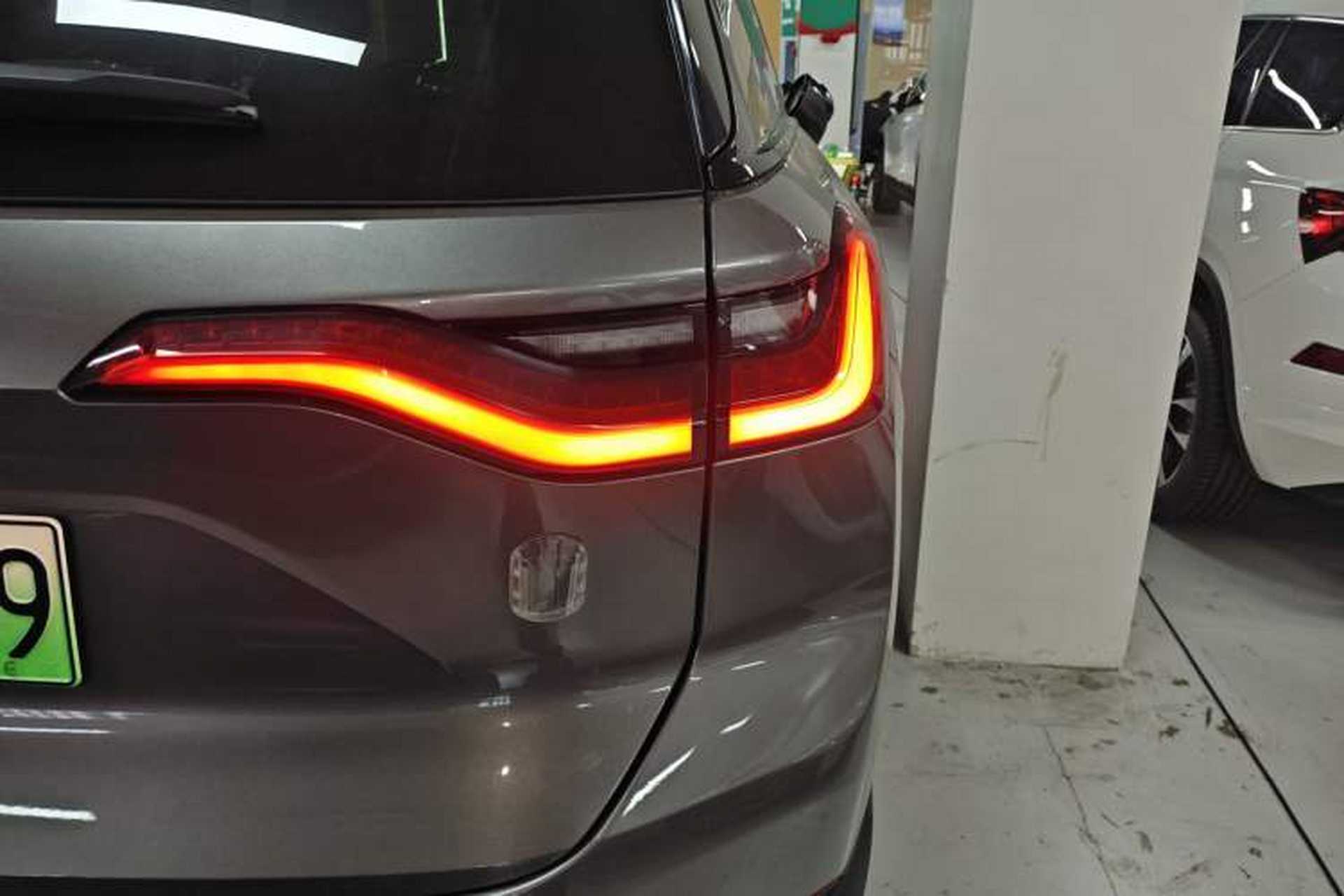 Used Nio ES8 2018 355 km Base Version 7-Seater Edition Exterior 6