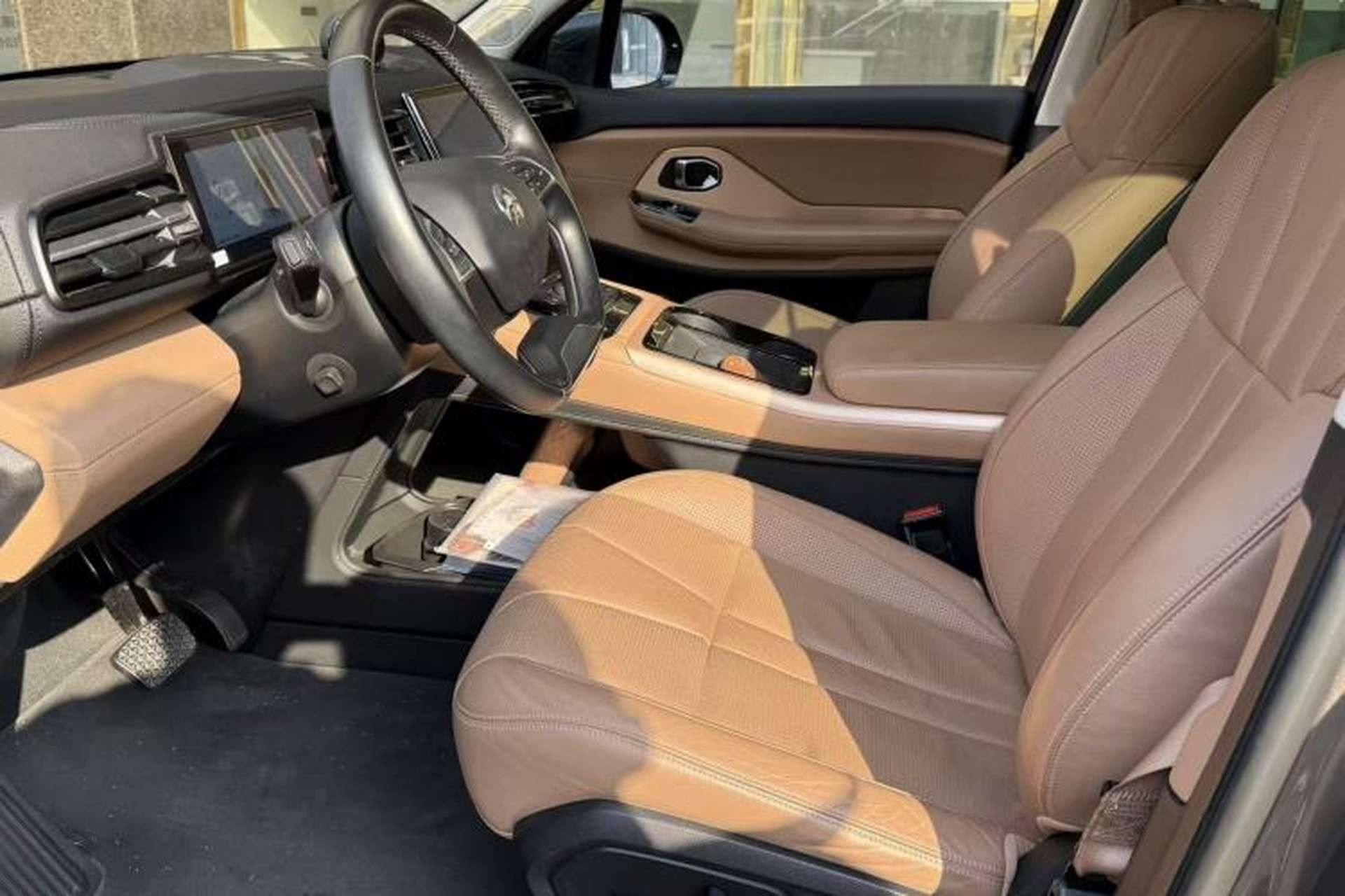 Used Nio ES8 2018 355 km Base Version 7-Seater Edition Interior 2
