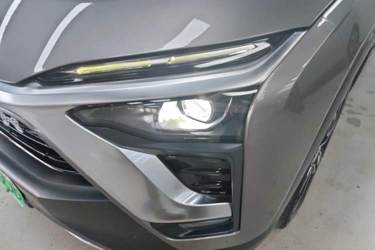 Used Nio ES8 2018 355 km Base Version 6-Seater Edition Left Front Headlight