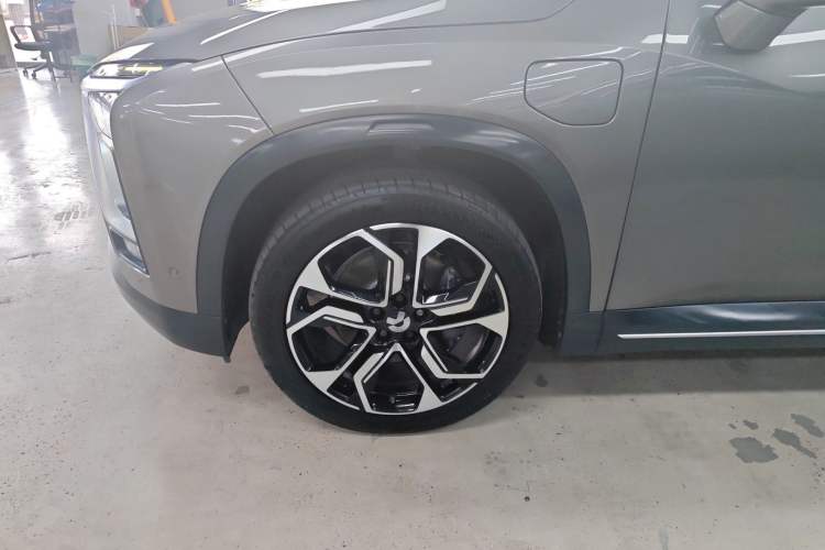 Used Nio ES8 2018 355 km Base Version 6-Seater Edition Left Front Wheel Hub
