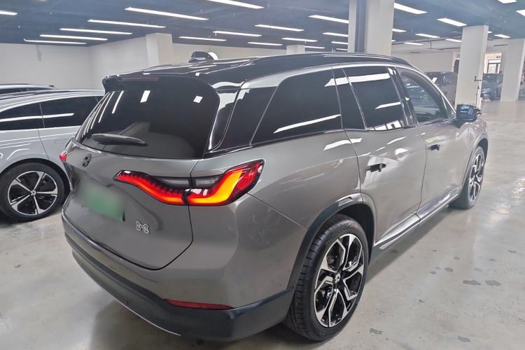 Used Nio ES8 2018 355 km Base Version 6-Seater Edition Rear Right 45 Deg