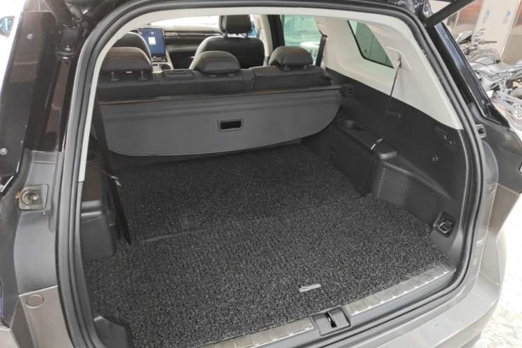 Used Nio ES8 2018 Founder Edition Trunk