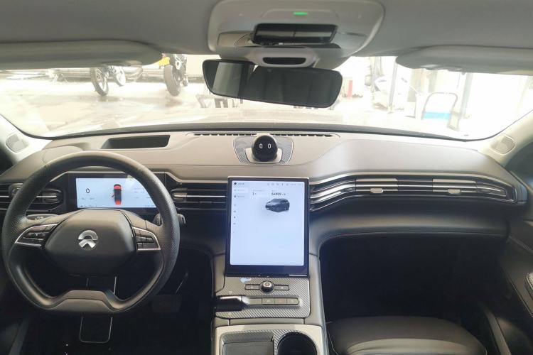 Used Nio ES8 2018 Founder Edition Center Console